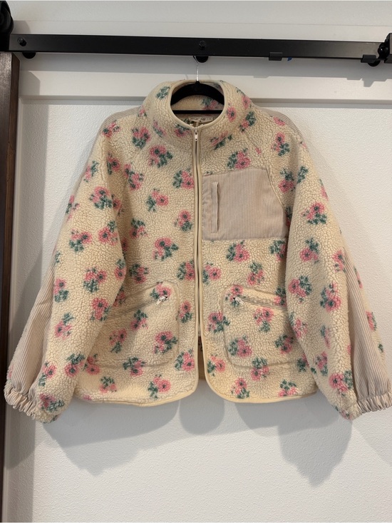 new in Jackets & Blazers - Cream Floral SherpaTeddy zip up with Pink Floral Print